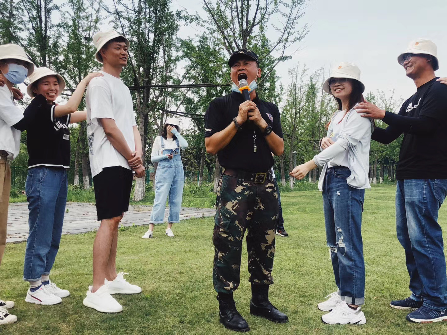 1593481699374709.jpg 988069fdab19492d0657d6a71202a6b.jpg